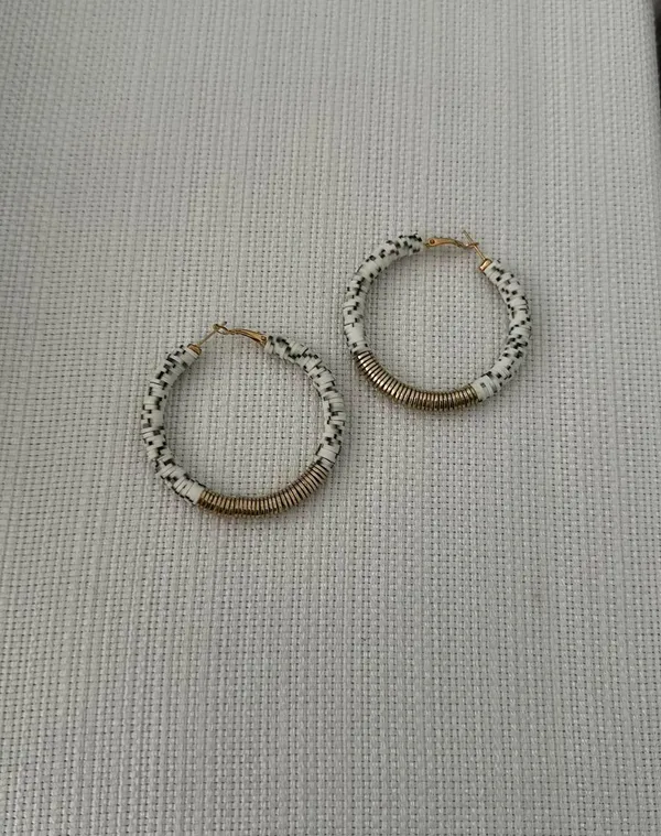 Marbled Earrings White - Image 2
