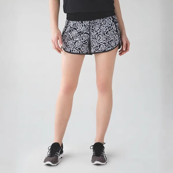 Lululemon Tracker Short III 4-way Stretch Posey Black/White Size 4 - Image 2