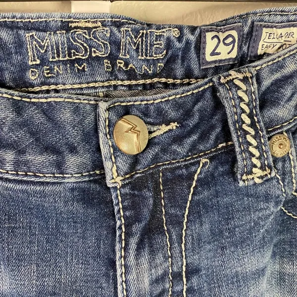 Miss‎ Me Jeans Women’s Size 29 Easy boot cut blue Denim Embellished Pockets - Image 4