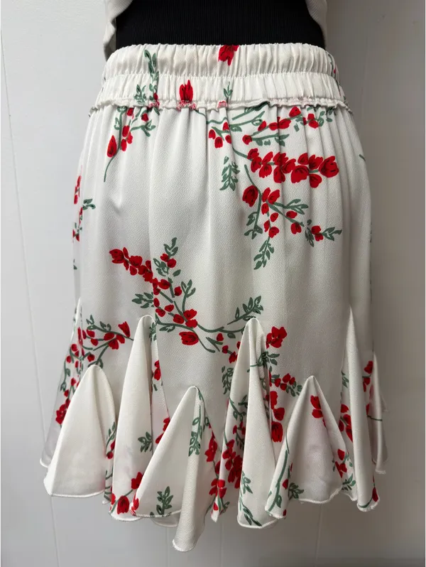 Selfie Leslie White Floral Skirt - Image 3