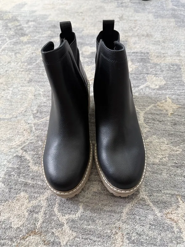 DV by Dolce Vita Black Boots Size 8 - Image 4