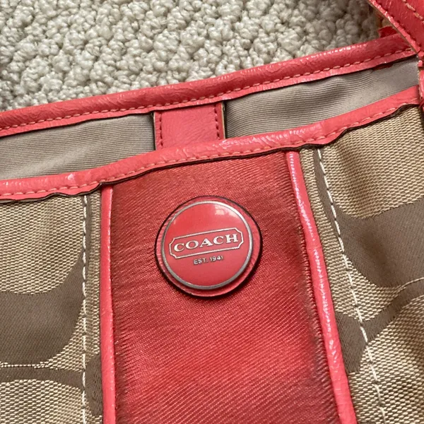 Coach Tan and Red Signature Canvas Shoulder Bag E1361-F21949 Fair Condition - Image 2