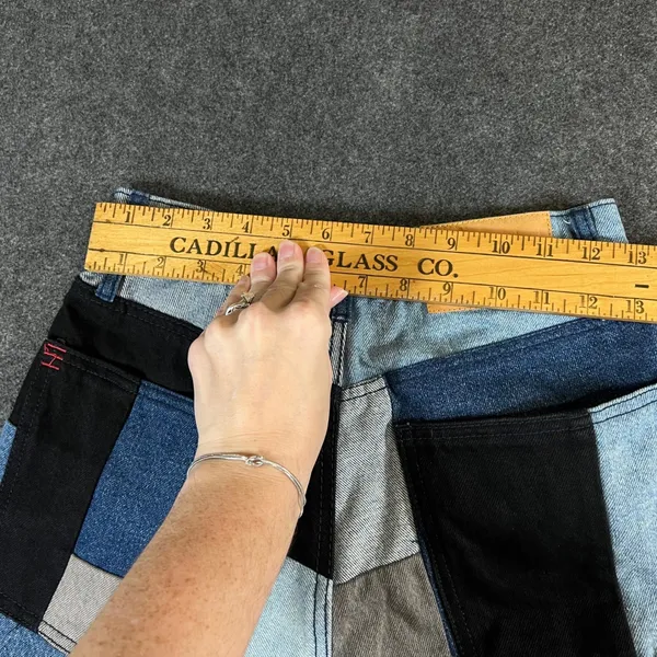 BDG High-Rise Baggy Patchwork Jeans Multi-Color Embroidered Denim Size 27 Boho - Image 7