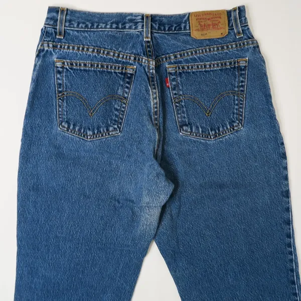 Levi’s 550 Classic Relaxed Fit Jeans - Image 4