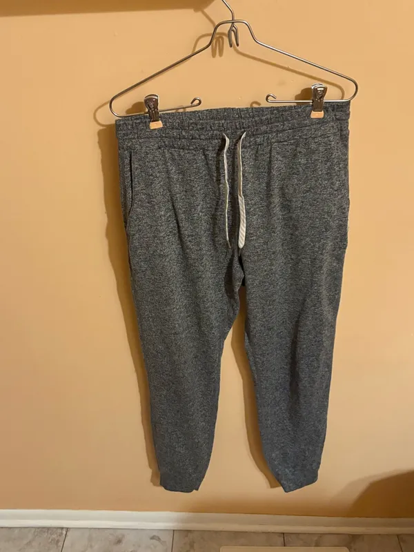 Vuori Performance Joggers in Heather Gray - Image 3