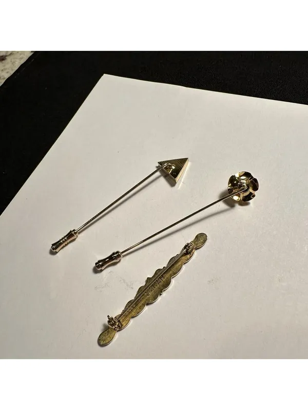 Lot Of 3 Gold Tone Brooch / Lapel Stick Pins 1 Signed Sarah (Sarah Coventry) - Image 8