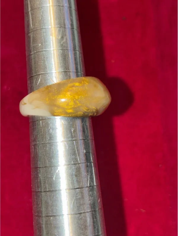 Retro Chunky Amber Acrylic Resin Dome Ring with Metallic Gold Foil Swirls Sz 7.5 - Image 3