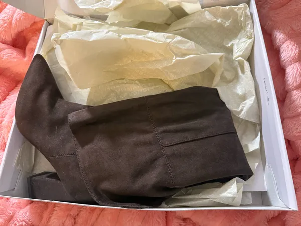 BRAND NEW Marc Fisher Garwin Blo Color: Brown Sz: 8 $160 Retail! - Image 2
