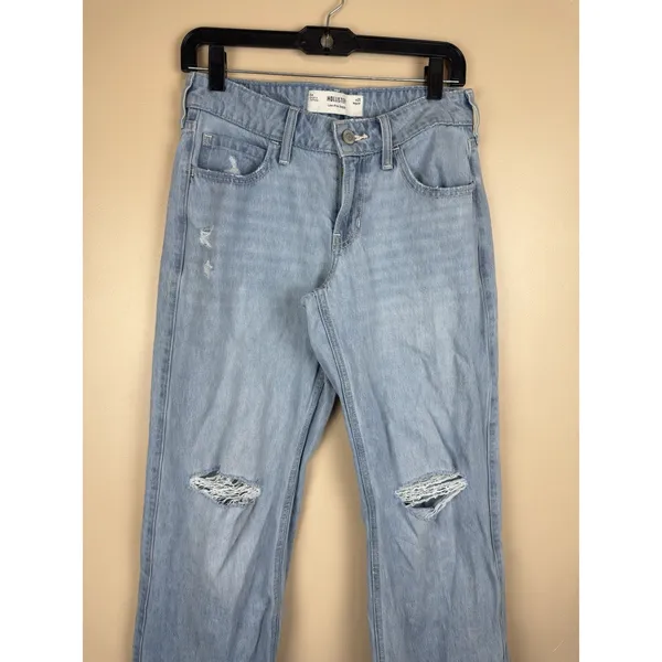 Hollister Women’s Low Rise Baggy Light Wash Jeans Size 0 R Waist 25 Inseam 30 - Image 2