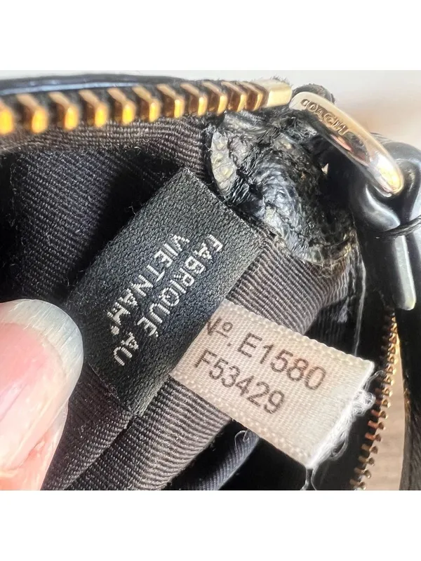 Coach 6x4 Black Leather Wristlet #1229 - Image 6