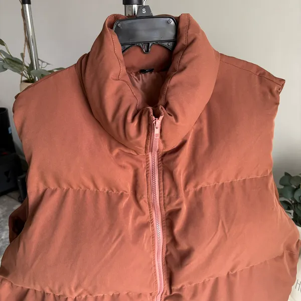 SheIn EZwear Plus Size Zip Front Vest Padded Coat 4XL - Image 2