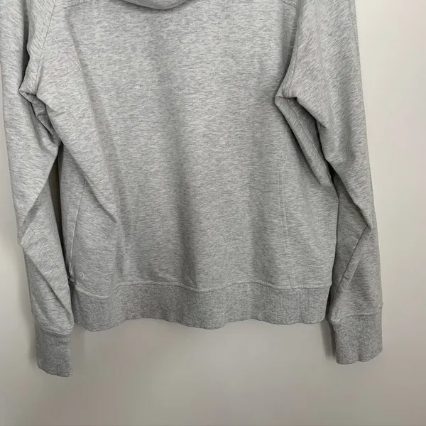 Lululemon Scuba Pullover Heathered Core Ultra Light Grey Size 10 - Image 9