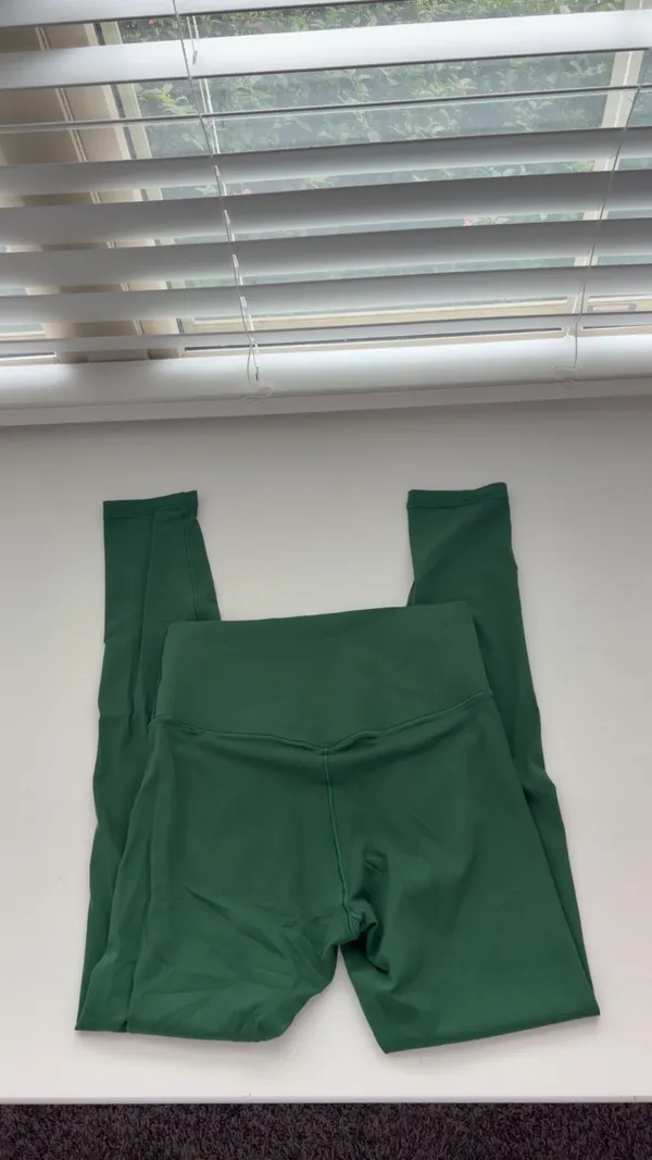 green offline by aerie leggings - Image 2