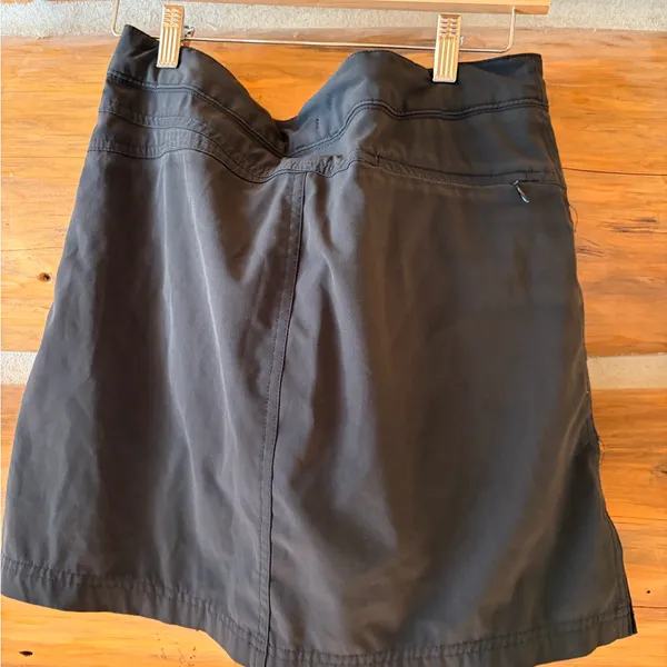 The North Face Women’s Skort size 6 - Image 3