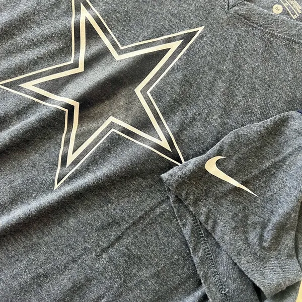 Women’s Nike Dallas Cowboys T-Shirt - Image 2