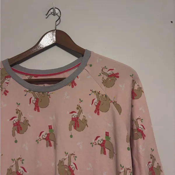Cuddl Duds Pink Soft Long Sleeve Top with Christmas Holiday Sloth Print - Image 6