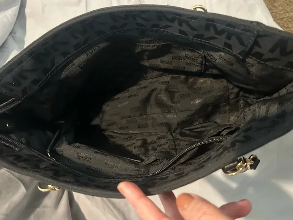 Michael Kors Purse Black Tote - Image 6