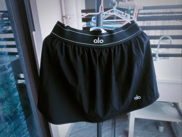 Alo Yoga Airlift Mini Yoga Skort High Waist Tennis Skirt - Image 3