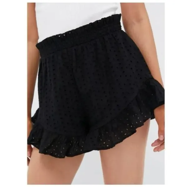 Tuckernuck Pomander Place Black Eyelet Skye Ruffle Shorts NWT Size S - Image 2