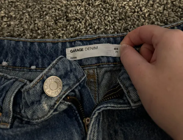 Jean Shorts - Image 3