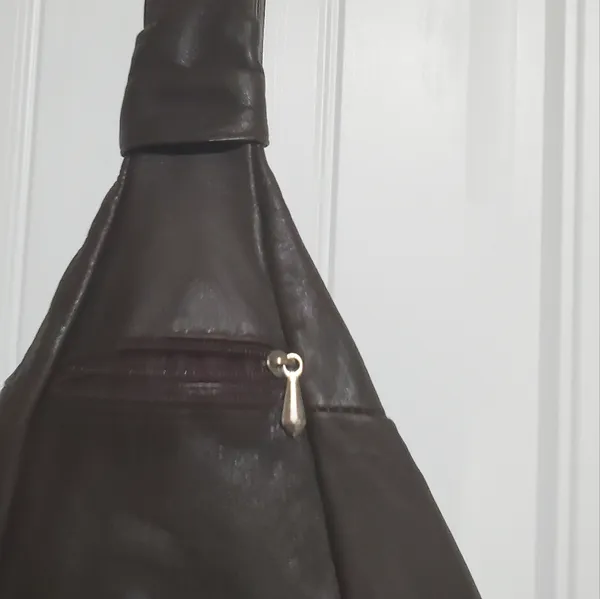 Source Unknown Leather Backpack Made in Mexico - Image 5
