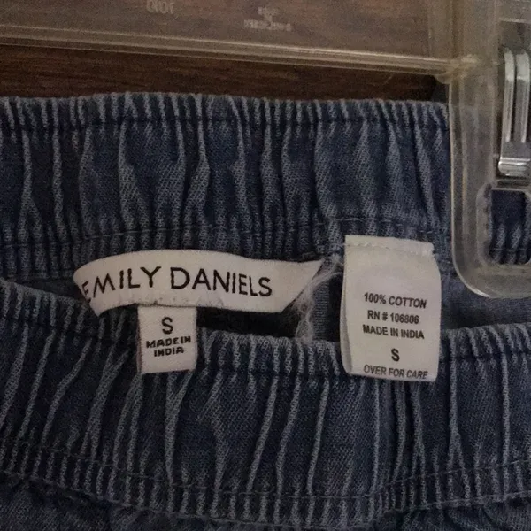 Emily Daniels S 100% Cotton Blue Lightweight Denim Pocket Elastic Waist Capris - Image 5