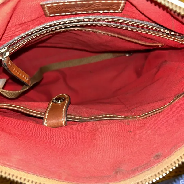 Dooney & Bourke Vintage Beige Pebbled Leather Crossbody - Image 11