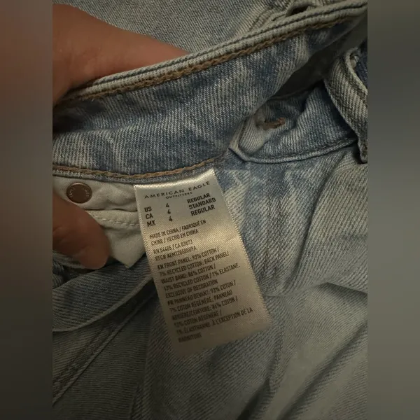 American Eagle Strigid Mom Jean - Image 6