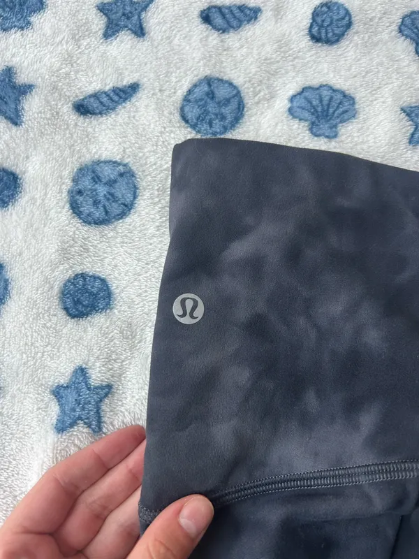 Lululemon Leggings Align 28" - Image 2
