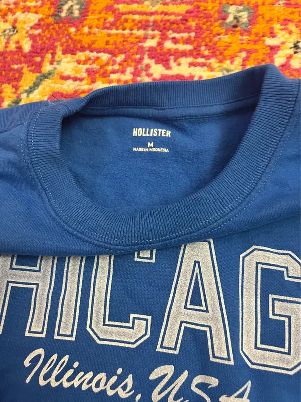 Hollister Sweatshirt - Image 2