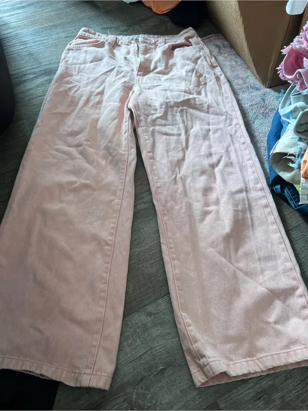Cotton on low rise baggy Light Pink Wide Leg Pants - Image 4