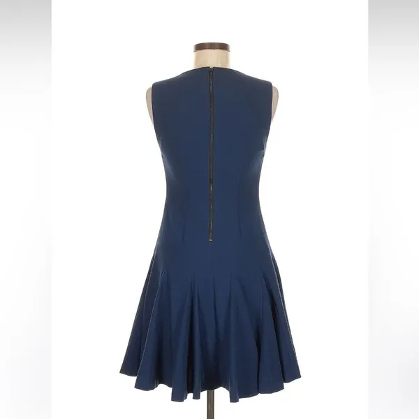 Alice +‎ Olivia Employed navy blue drop waist mini dress size 6 - Image 3