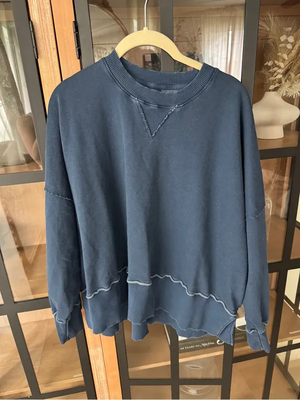 American Eagle Seriously Lived-In Oversized Crewneck Sweatshirt Navy ribbed - Image 4
