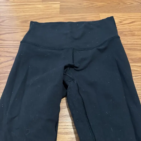 Wonder under lululemon leggings - Image 2
