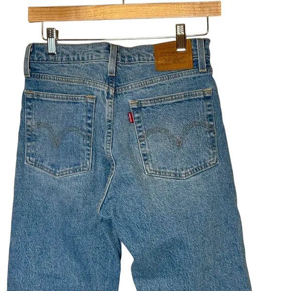 Levi's Premium Wedgie Straight Leg Jeans Womens‎ Blue Denim 26x27 Button Fly - Image 3