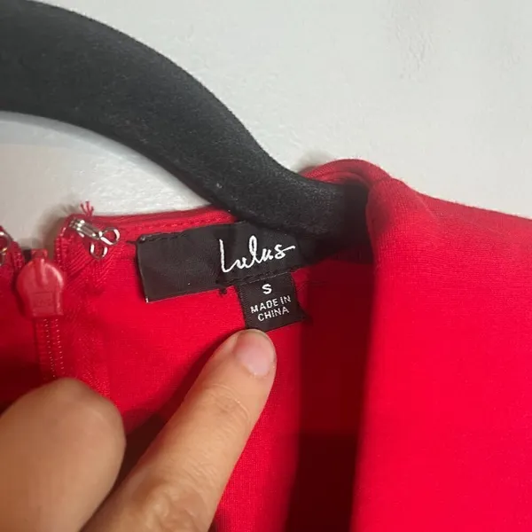 🔆 Lulu's red bodycon faux wrap dress - Image 3