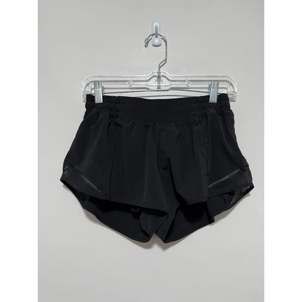 Lululemon Hotty Hot Short II *2.5" Black Size 8 - Image 2