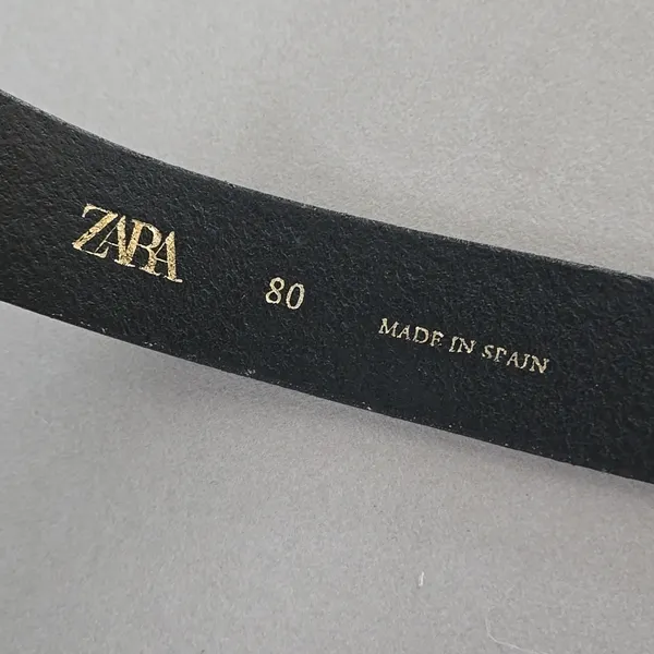 Zara 100% Leather Elegant Black Belt with Gold Buckle - Image 5