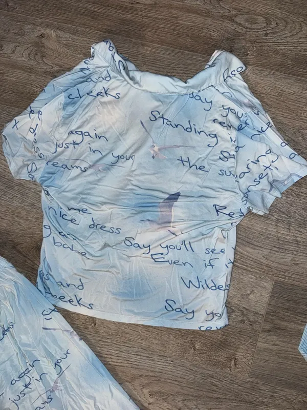 OFFICIAL Taylor Swift 1989 TV Wildest Dreams Pajama Set Womens XSMALL iconic - Image 9
