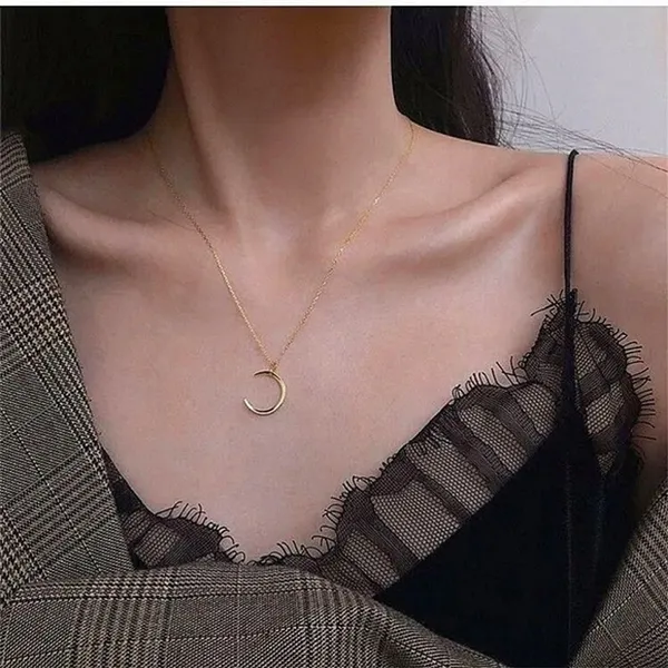 Boutique NWT Crescent Moon Necklace | Yellow‎ Gold Filled - Image 11