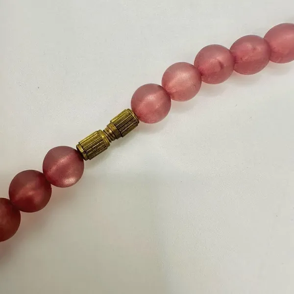 Pink cluster beaded vintage necklace - Image 6