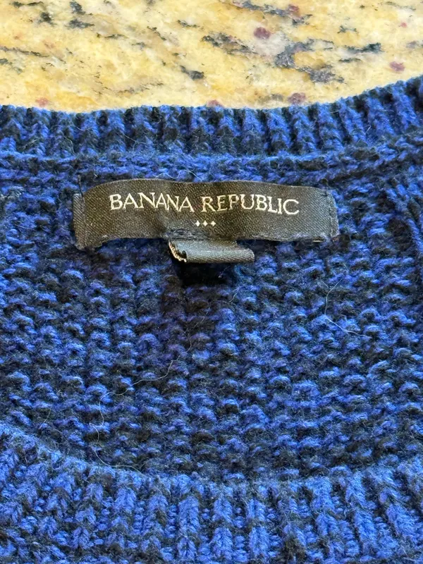 Banana Republic Sweater - Image 2