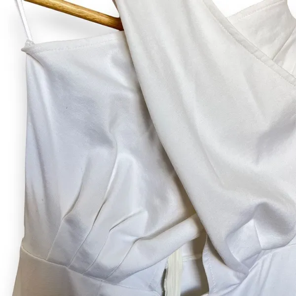 Amanda Uprichard X REVOLVE Zahara‎ Gown in White - Image 8