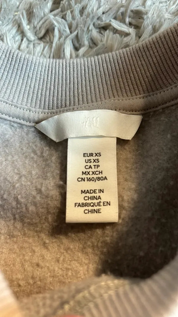 H&M oversize sweatshirt - Image 4