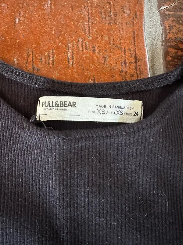 Pull & Bear Black Cropped Tank - Image 3