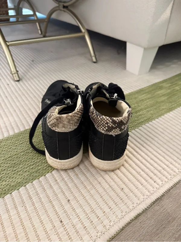 Dolce Vita High Top Black Sneakers size 10 - Image 3