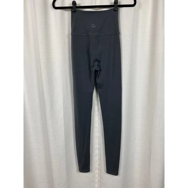 Beyond Yoga Gray Full Length Leggings Sz.S - Image 7