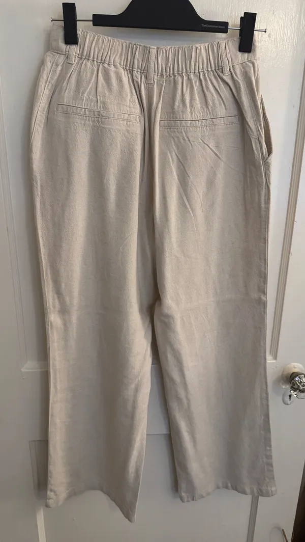 H&M Linen Blend Pants  - Image 3
