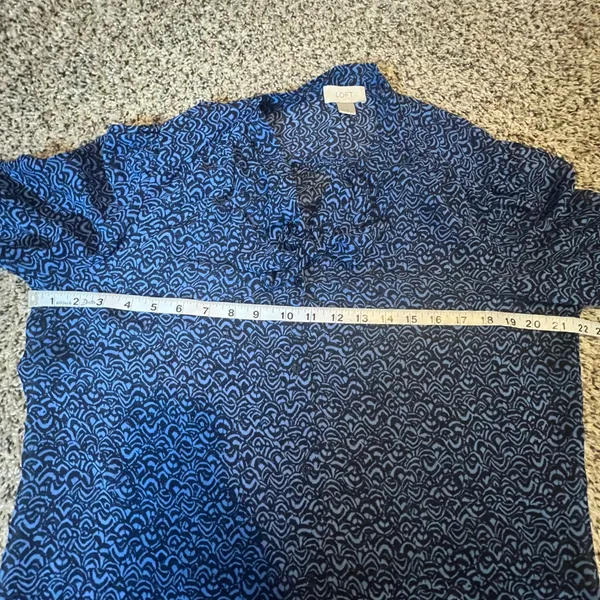 LOFT‎ Blue Black Patterned Button Up Shirt Women's Size L 3/4 Sleeve - Image 4