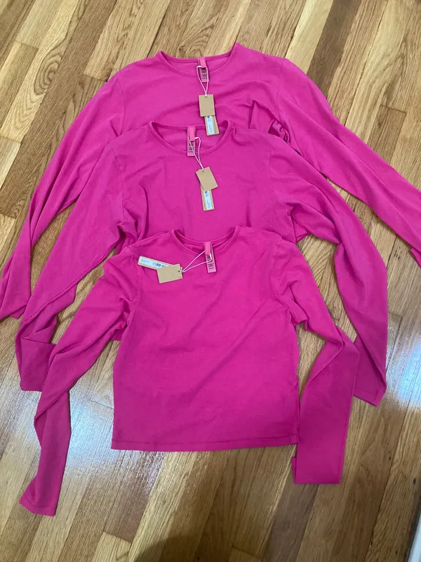 SKIMS NWT Cropped Long Sleeve T-Shirt Top AP-LGS-1370 Raspberry 2X - Image 7